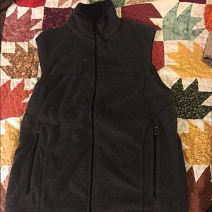 Columbia vest